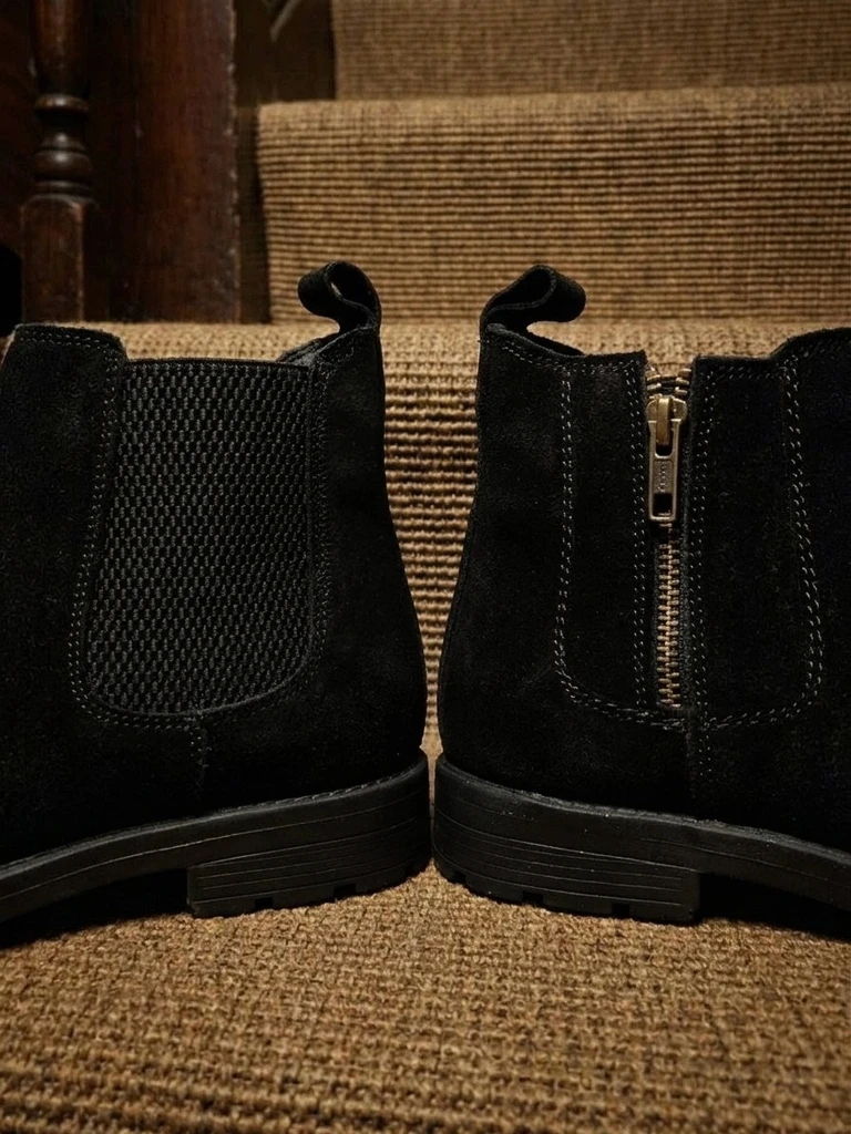 THE SUEDE ZIPPER leather boots, view 2